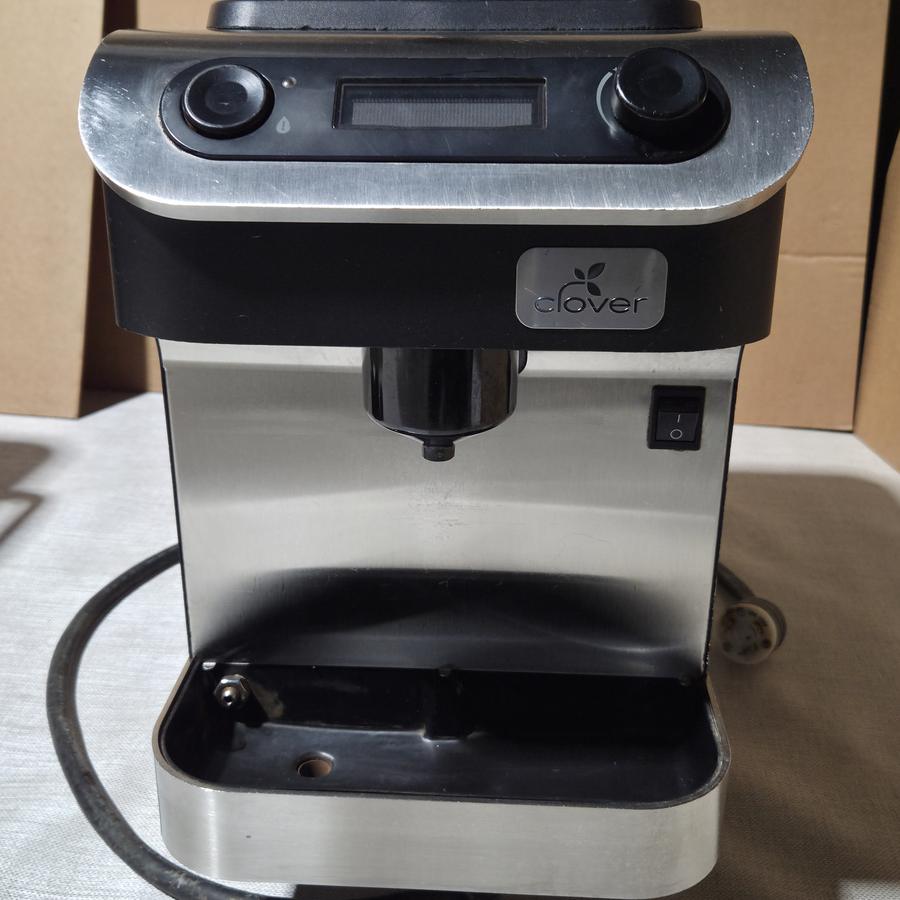 Clover 1S commercial vacuum brewer