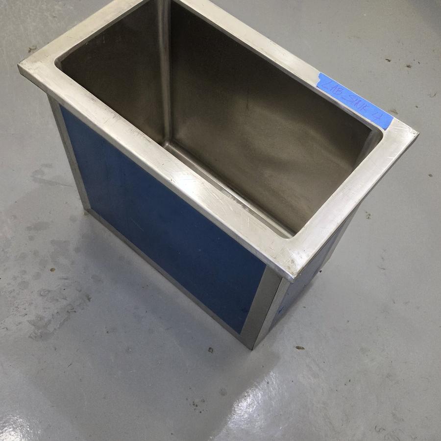 Stainless lab sink 4