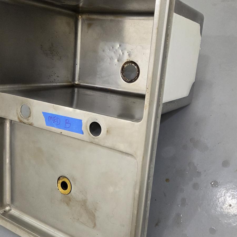 Medium stainless sink B