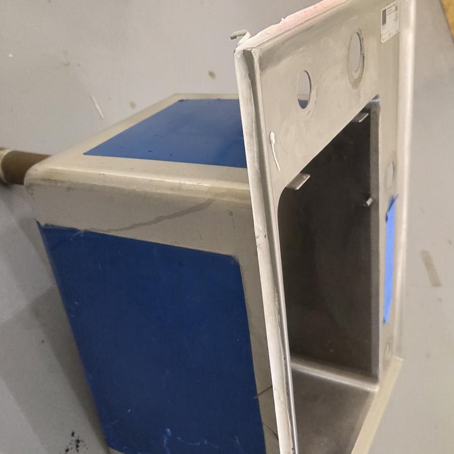 Small stainless sink 2