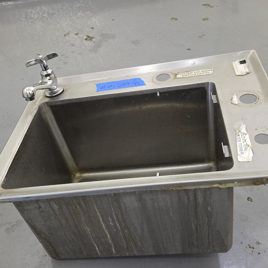 Small stainless sink 6